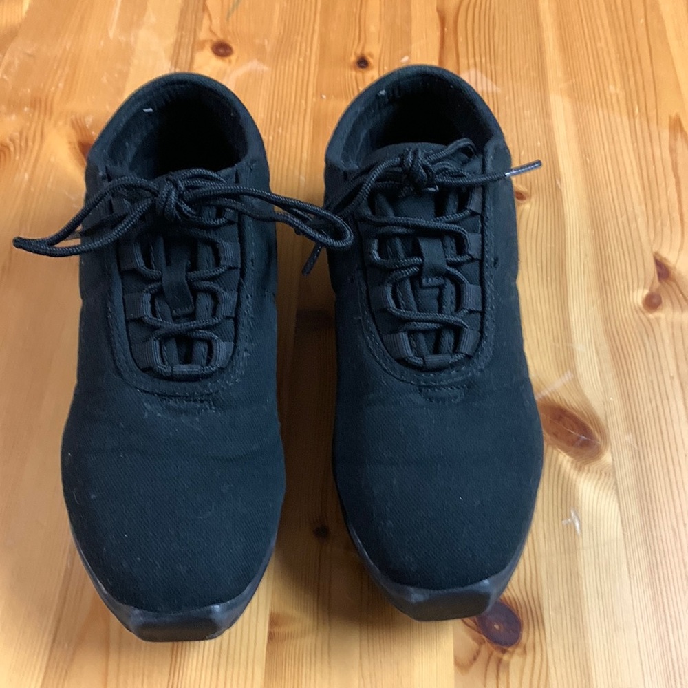 Capezio Hip Hop Shoes. Size 8